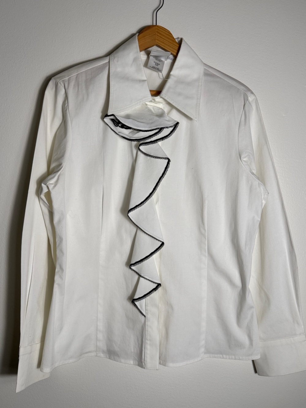 Finley Luxury Tailored White Poplin Cascading Ruffle Black Trim Blouse Top L